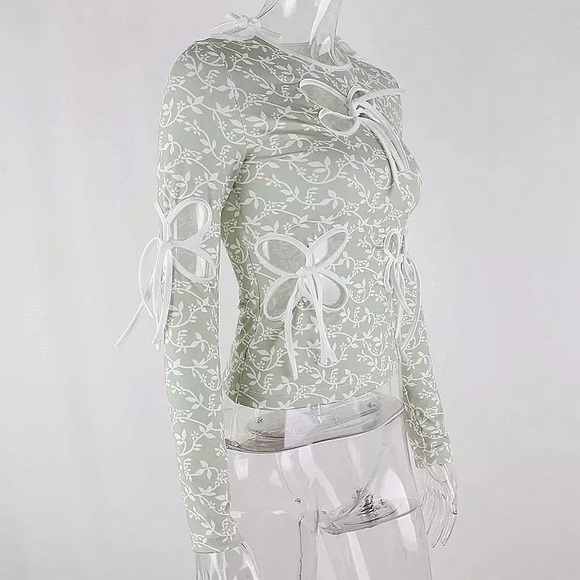 Vintage Floral Cut Out Long Sleeve Shirt - Picture 10 of 14